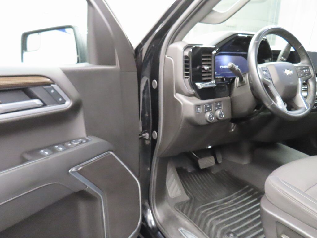 2025 Chevrolet Silverado 1500 4x4 Crew Cab LT Fond du Lac WI