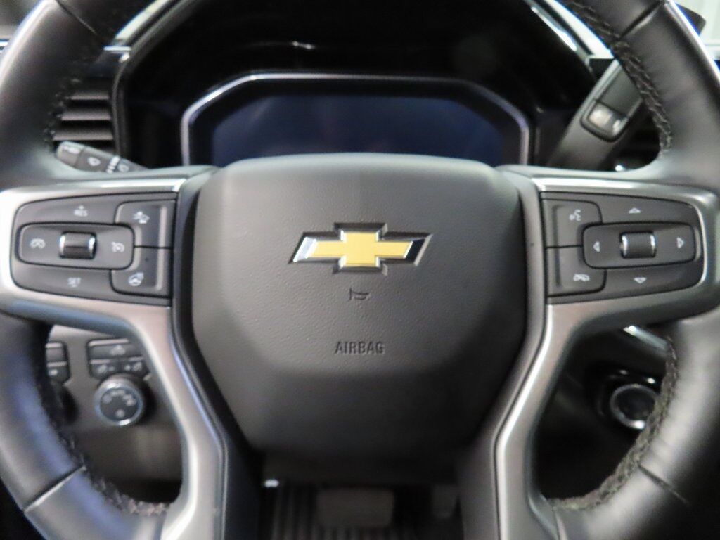 2025 Chevrolet Silverado 1500 4x4 Crew Cab LT Fond du Lac WI