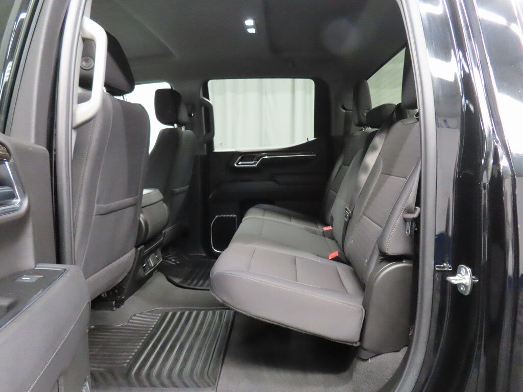 2025 Chevrolet Silverado 1500 4x4 Crew Cab LT Fond du Lac WI