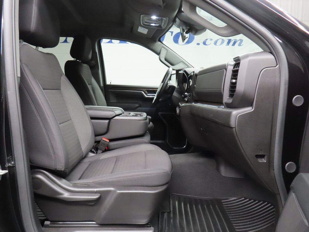 2025 Chevrolet Silverado 1500 4x4 Crew Cab LT Fond du Lac WI