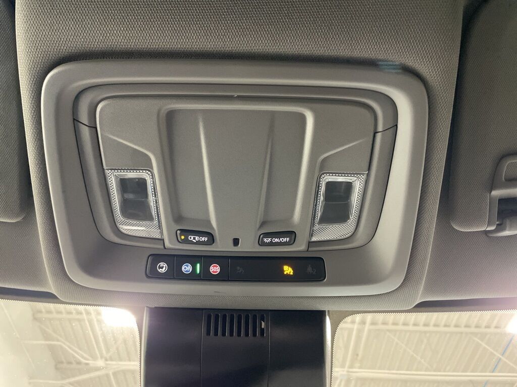 2025 Chevrolet Silverado 1500 4x4 Crew Cab LT Minocqua WI