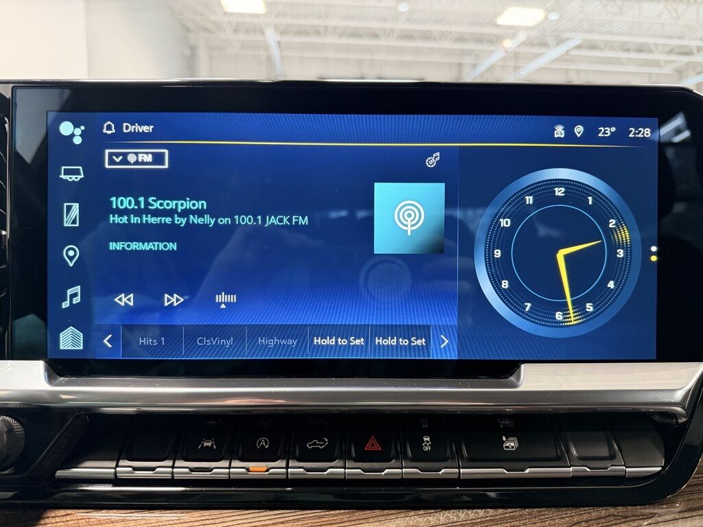 2025 Chevrolet Silverado 1500 4x4 Crew Cab LT Minocqua WI