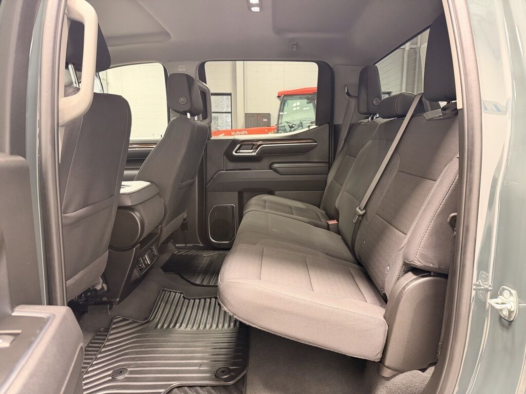 2025 Chevrolet Silverado 1500 4x4 Crew Cab LT Minocqua WI