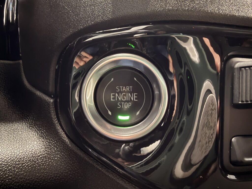 2025 Chevrolet Silverado 1500 4x4 Crew Cab LT Minocqua WI