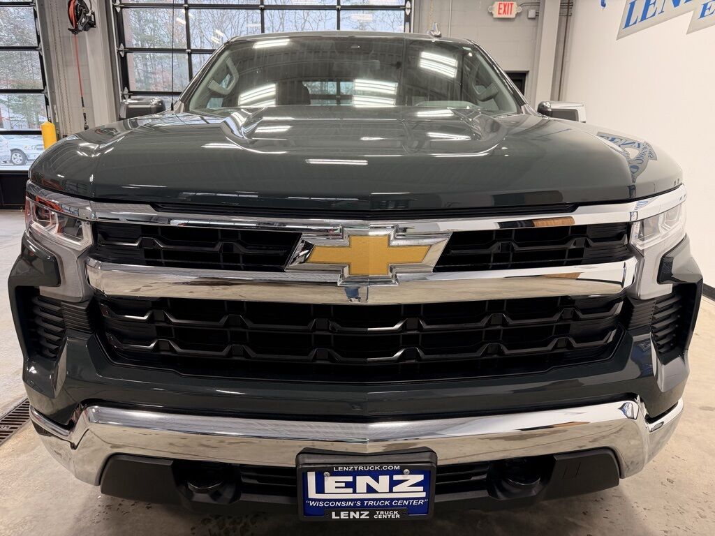 2025 Chevrolet Silverado 1500 4x4 Crew Cab LT Minocqua WI