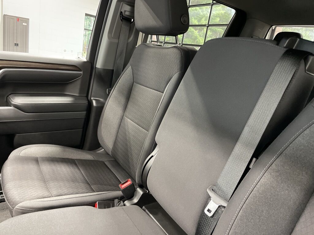 2025 Chevrolet Silverado 1500 4x4 Crew Cab LT Minocqua WI