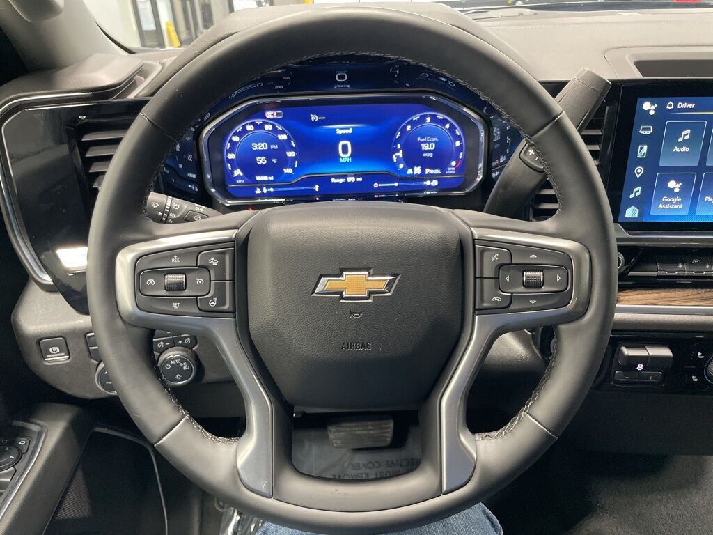 2025 Chevrolet Silverado 1500 4x4 Crew Cab LT Minocqua WI