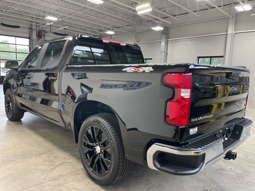 2025 Chevrolet Silverado 1500 4x4 Crew Cab LT Minocqua WI