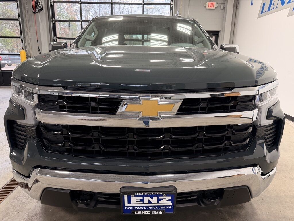 2025 Chevrolet Silverado 1500 4x4 Crew Cab LT