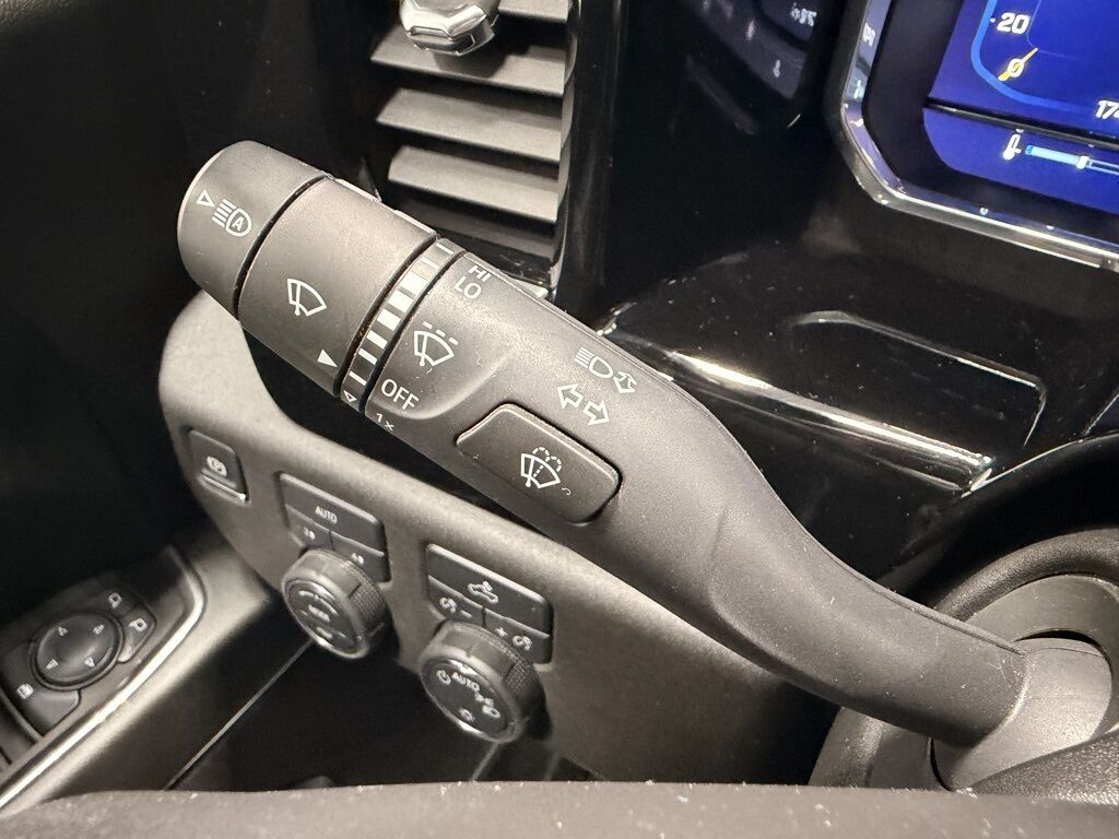 2025 Chevrolet Silverado 1500 4x4 Crew Cab LT Minocqua WI