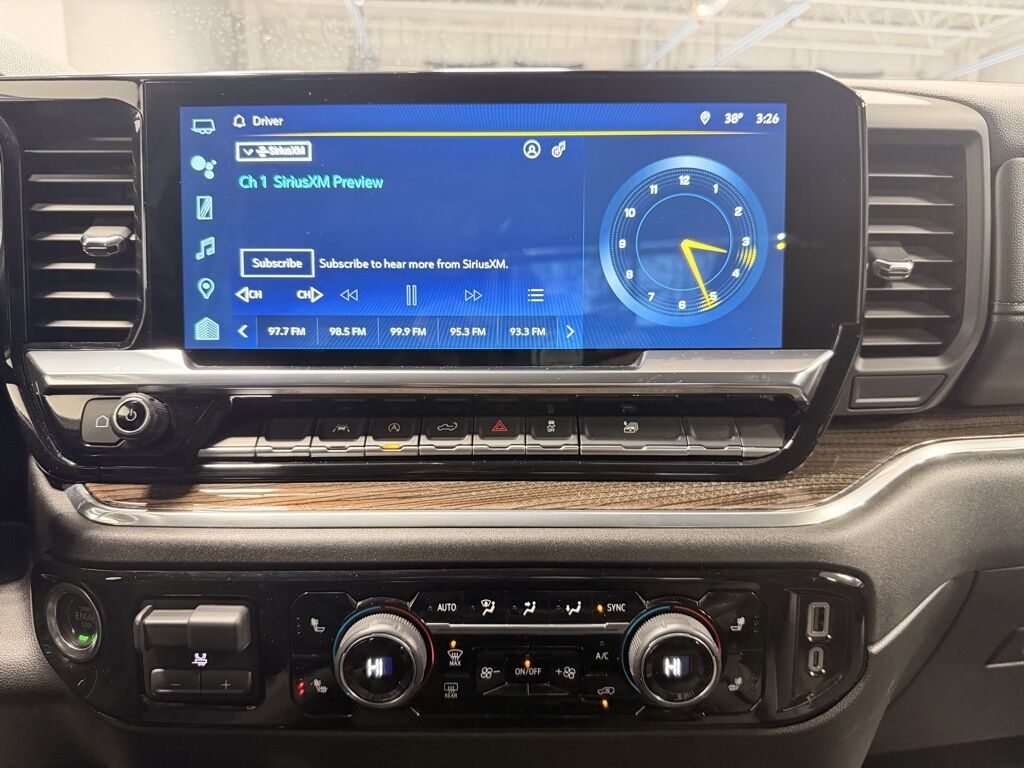 2025 Chevrolet Silverado 1500 4x4 Crew Cab LT Minocqua WI