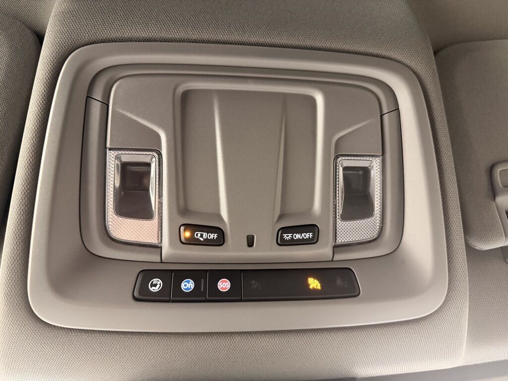 2025 Chevrolet Silverado 1500 4x4 Crew Cab LT Minocqua WI