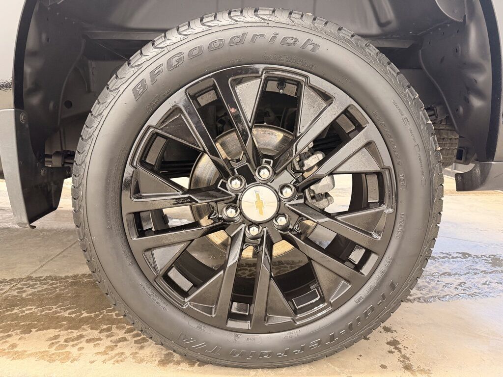 2025 Chevrolet Silverado 1500 4x4 Crew Cab LT Minocqua WI