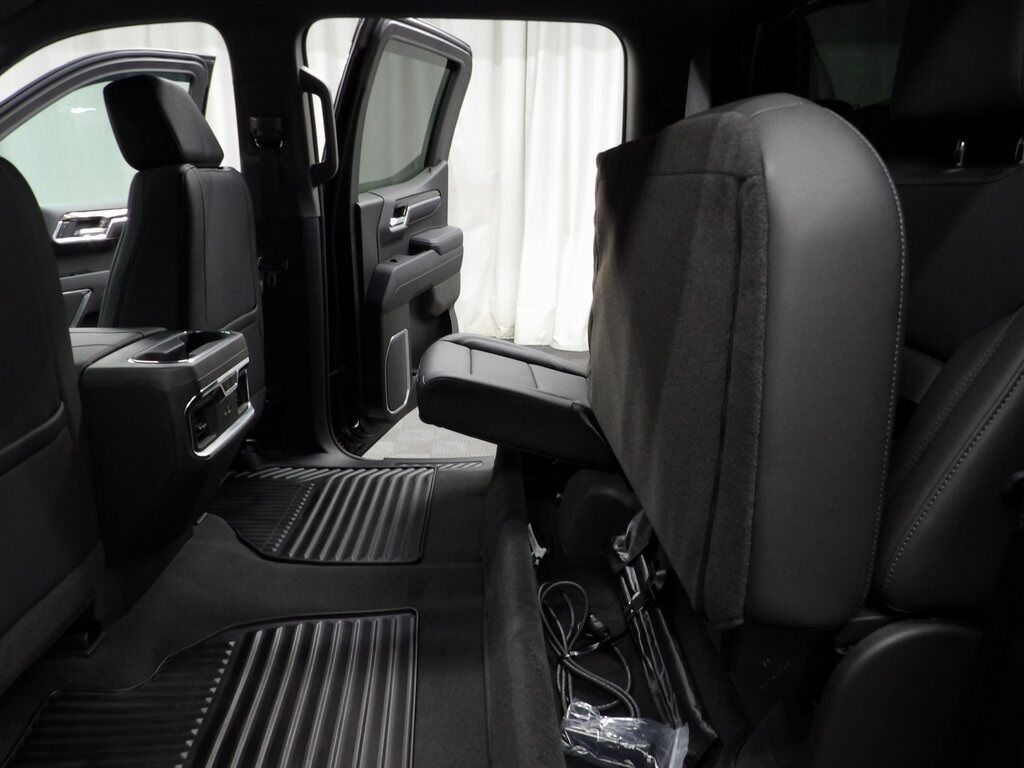 2025 Chevrolet Silverado 1500 4x4 Crew Cab LTZ Fond du Lac WI