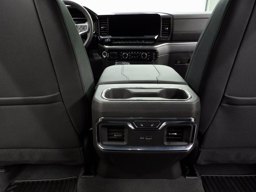 2025 Chevrolet Silverado 1500 4x4 Crew Cab LTZ Fond du Lac WI