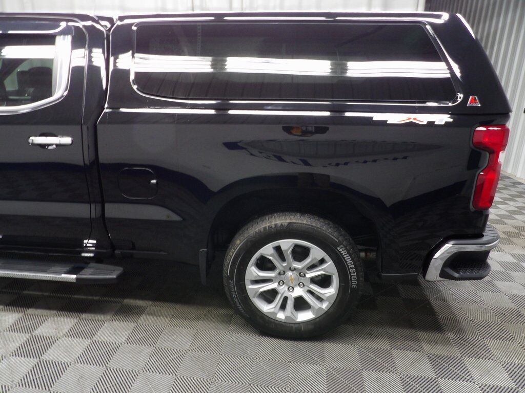 2025 Chevrolet Silverado 1500 4x4 Crew Cab LTZ Fond du Lac WI