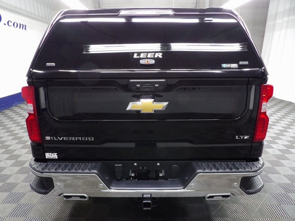 2025 Chevrolet Silverado 1500 4x4 Crew Cab LTZ Fond du Lac WI