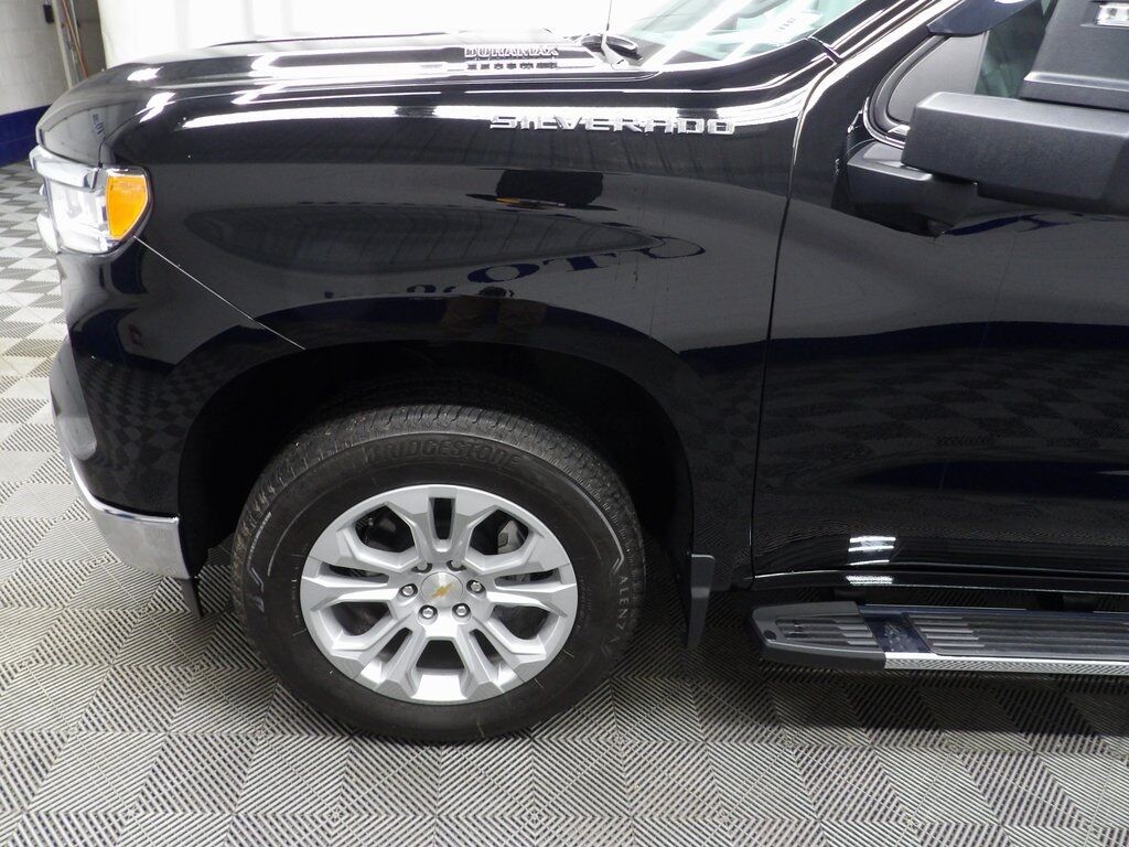 2025 Chevrolet Silverado 1500 4x4 Crew Cab LTZ Fond du Lac WI