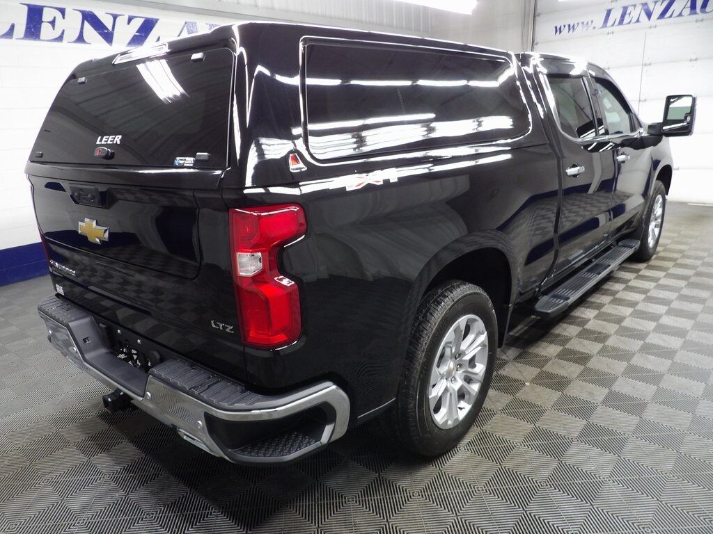 2025 Chevrolet Silverado 1500 4x4 Crew Cab LTZ Fond du Lac WI