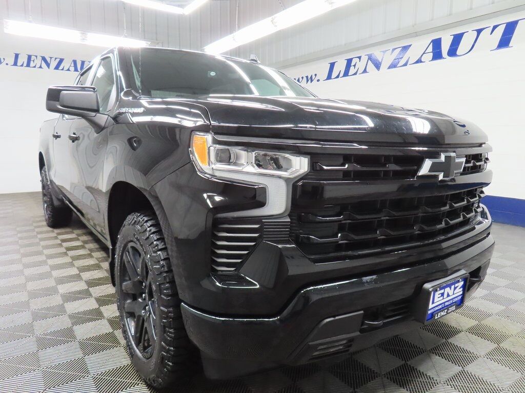 2025 Chevrolet Silverado 1500 4x4 Crew Cab RST