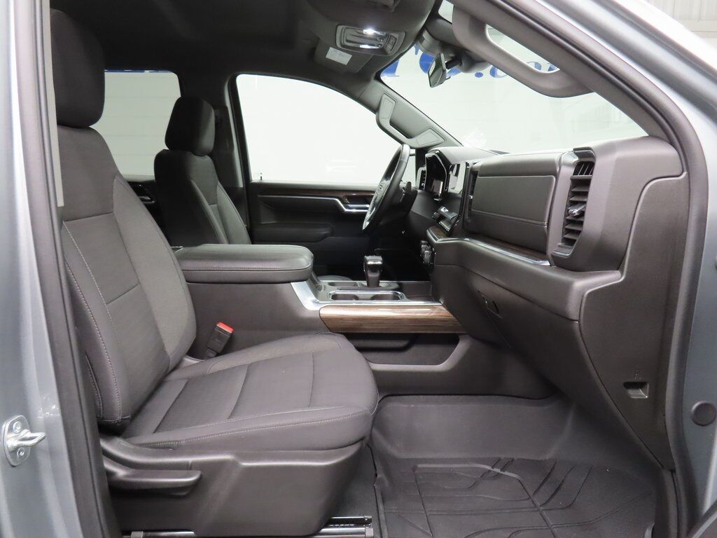 2025 Chevrolet Silverado 1500 4x4 Crew Cab RST Fond du Lac WI