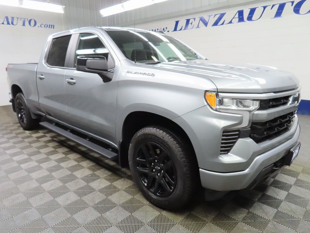 2025 Chevrolet Silverado 1500 4x4 Crew Cab RST Fond du Lac WI