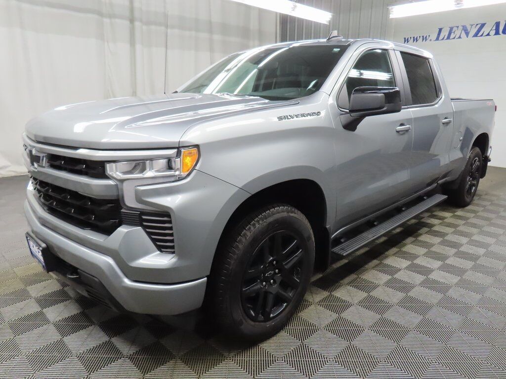 2025 Chevrolet Silverado 1500 4x4 Crew Cab RST Fond du Lac WI