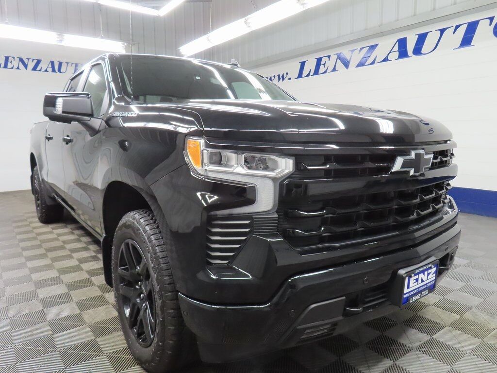 2025 Chevrolet Silverado 1500 4x4 Crew Cab RST