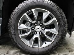 2025 Chevrolet Silverado 1500 4x4 Crew Cab RST Fond du Lac WI