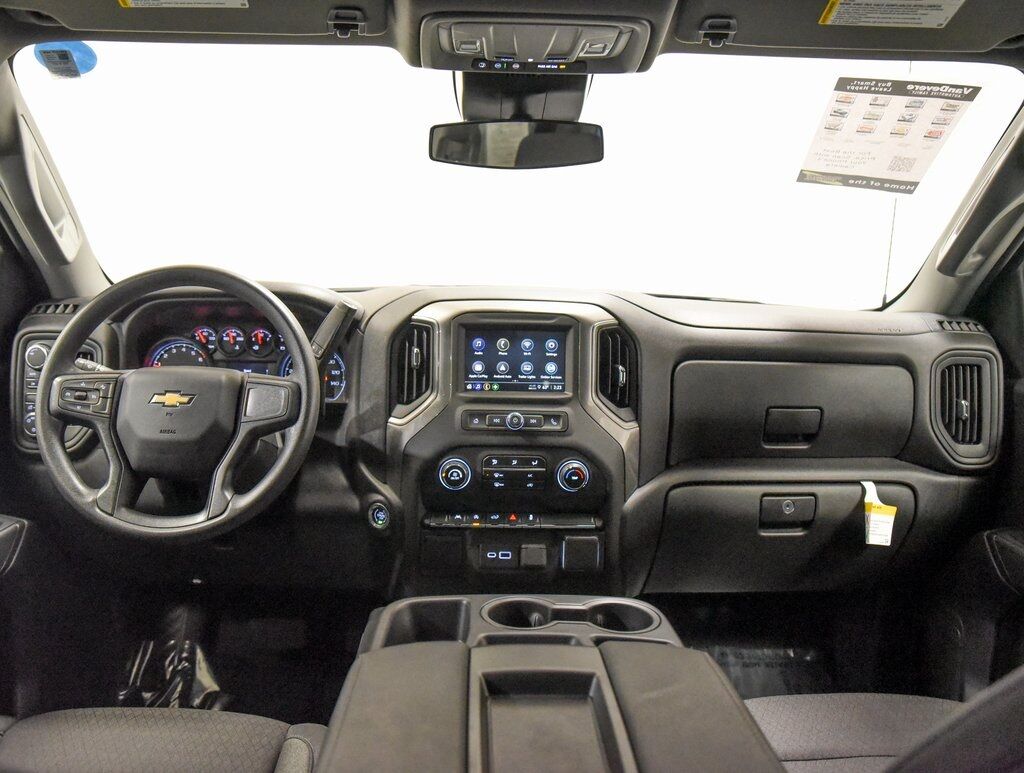 2025 Chevrolet Silverado 1500 Custom Akron