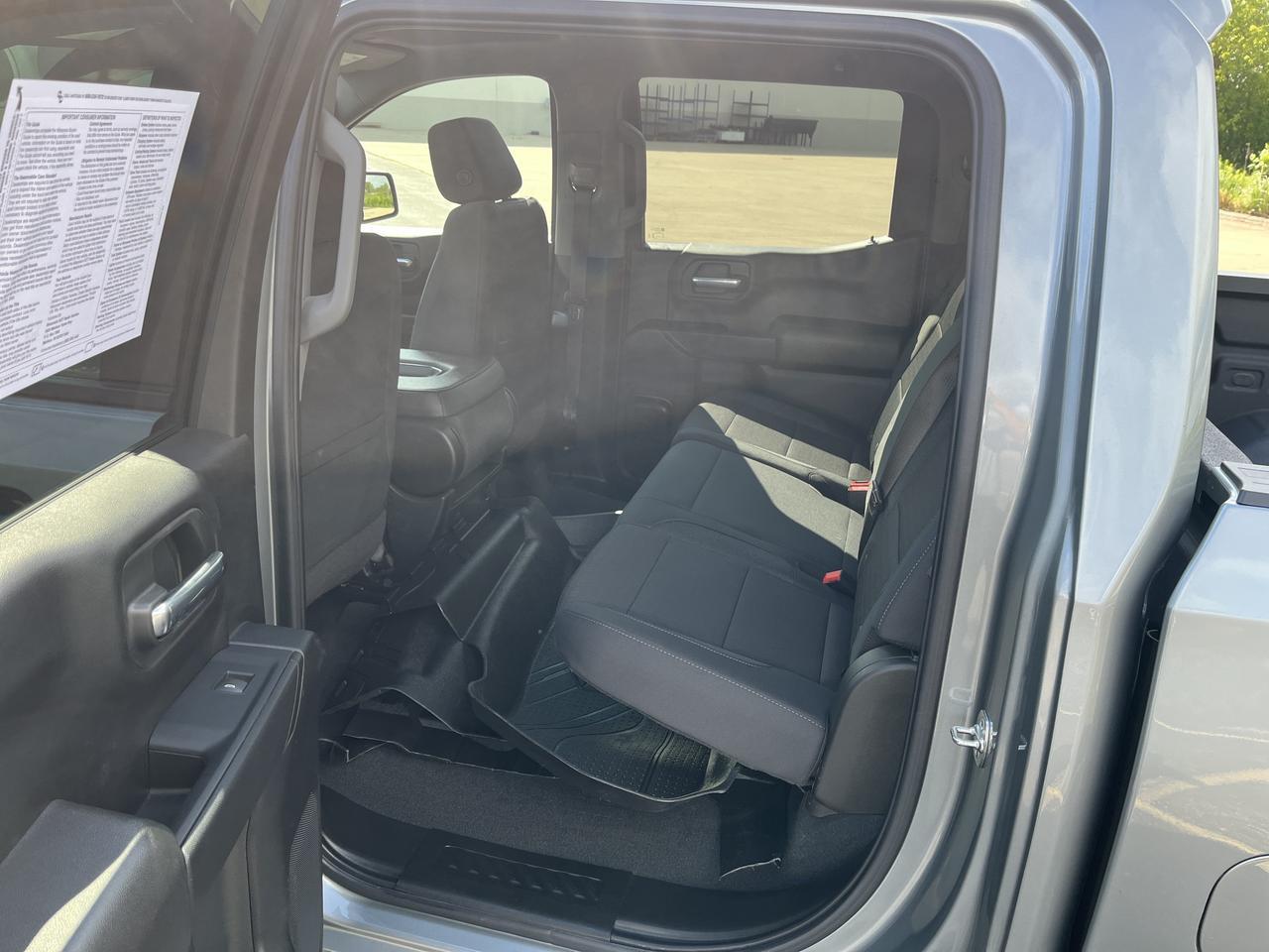 2025 Chevrolet Silverado 1500 Custom Crew Cab 4WD RallyEdition w/20s AllTerrainTires Spray-OnBedliner Saukville WI