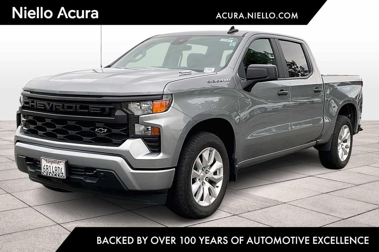 2025 Chevrolet Silverado 1500 Custom