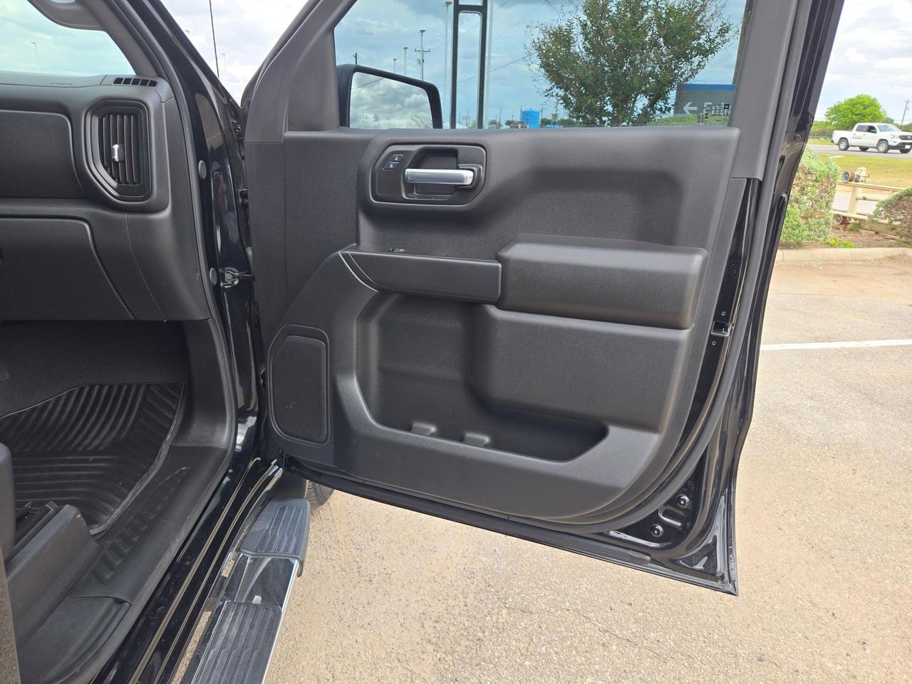 2025 Chevrolet Silverado 1500 Custom Castroville TX