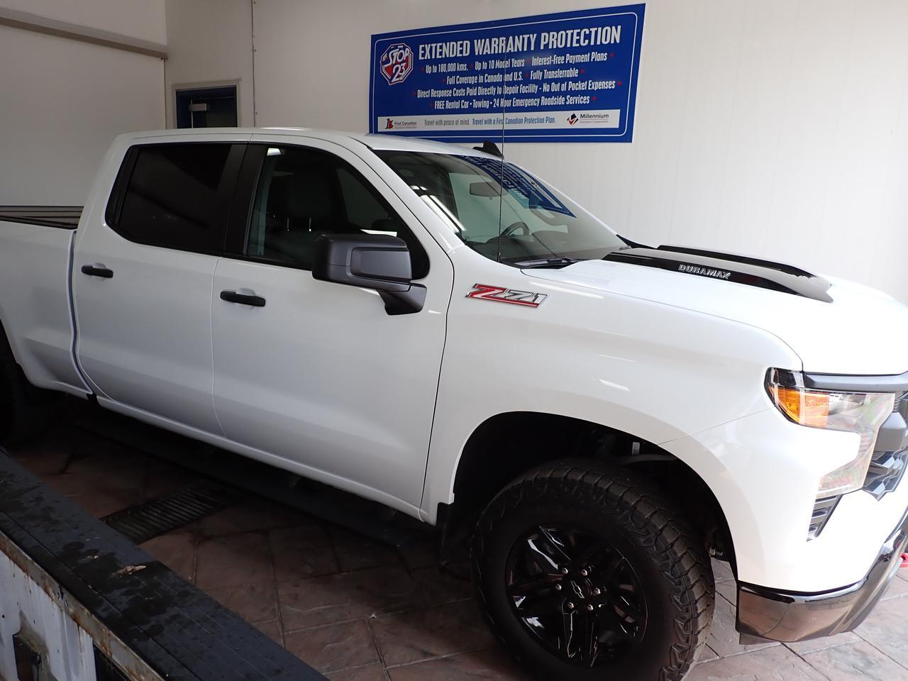2025 Chevrolet Silverado 1500 Custom Trail Boss 4WD *DIESEL*