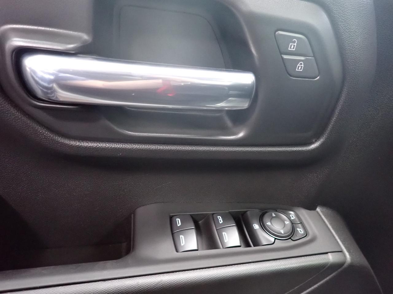 2025 Chevrolet Silverado 1500 Custom Trail Boss 4WD Listowel ON