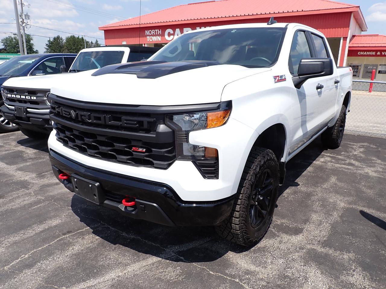 2025 Chevrolet Silverado 1500 Custom Trail Boss 4WD Listowel ON