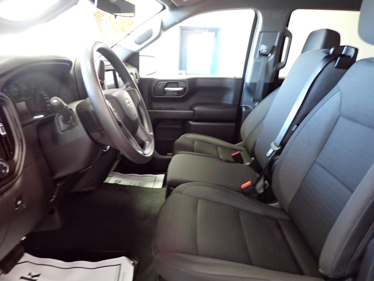 2025 Chevrolet Silverado 1500 Custom Trail Boss 5'8" BOX 4WD *DIESEL* Listowel ON