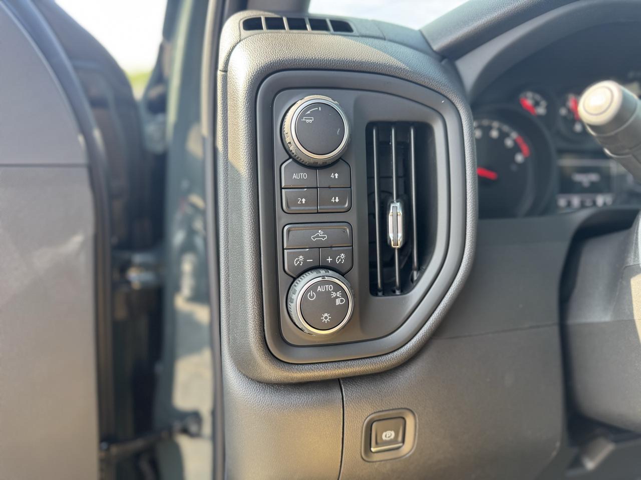 2025 Chevrolet Silverado 1500 Custom Trail Boss Crestwood KY