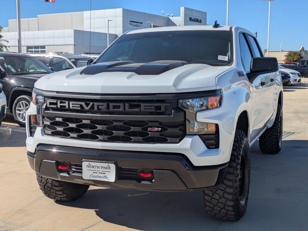 2025 Chevrolet Silverado 1500 Custom Trail Boss Castroville TX