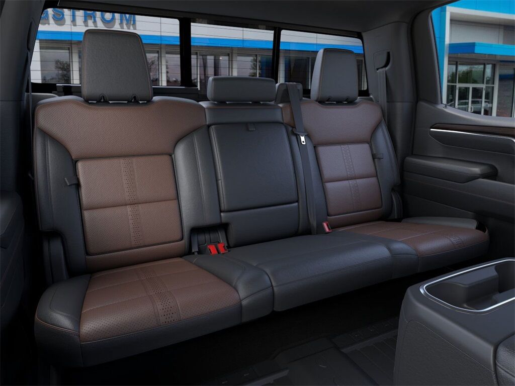 2025 Chevrolet Silverado 1500 High Country Green Bay WI