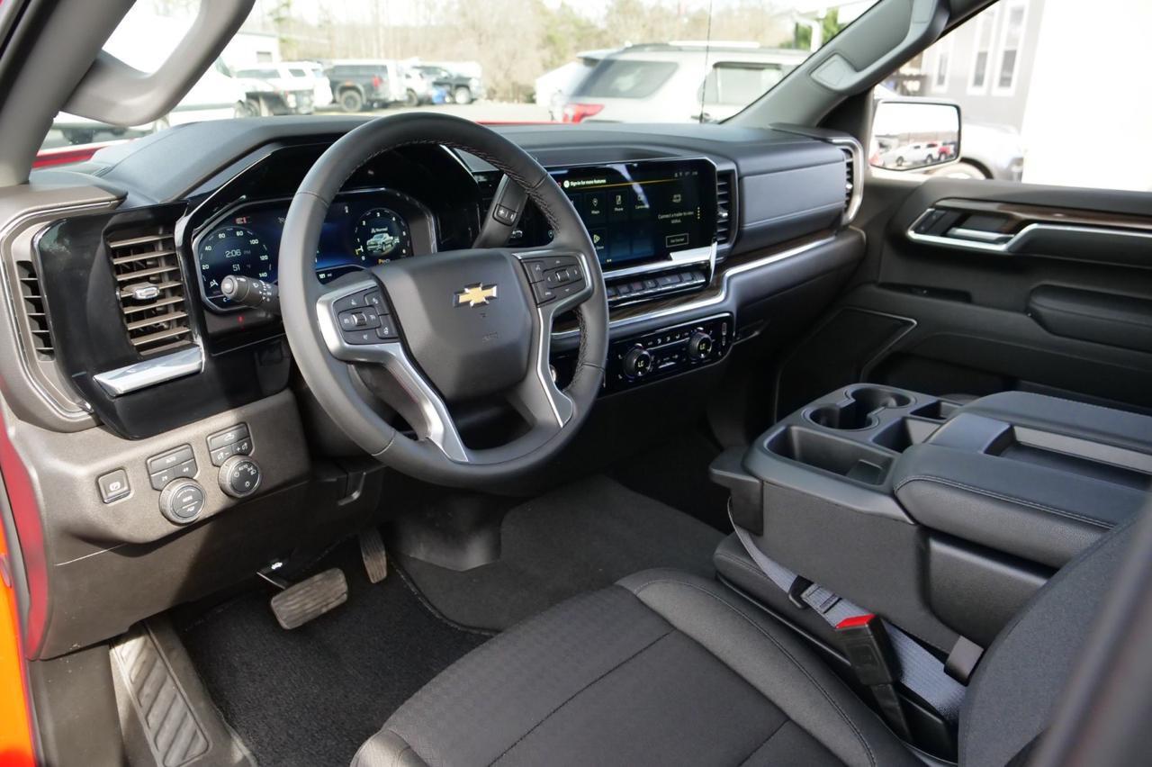 2025 Chevrolet Silverado 1500 LT 4X4 / All Star Edition / 5.3L V8! Lincolnton NC