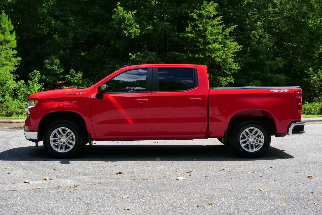 2025 Chevrolet Silverado 1500 LT 4X4 / Duramax 3.0L Diesel / Navigation! High Point NC
