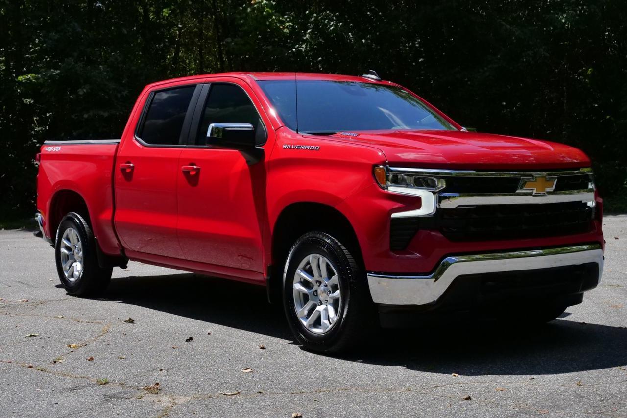 2025 Chevrolet Silverado 1500 LT 4X4 / Duramax 3.0L Diesel / Navigation! High Point NC