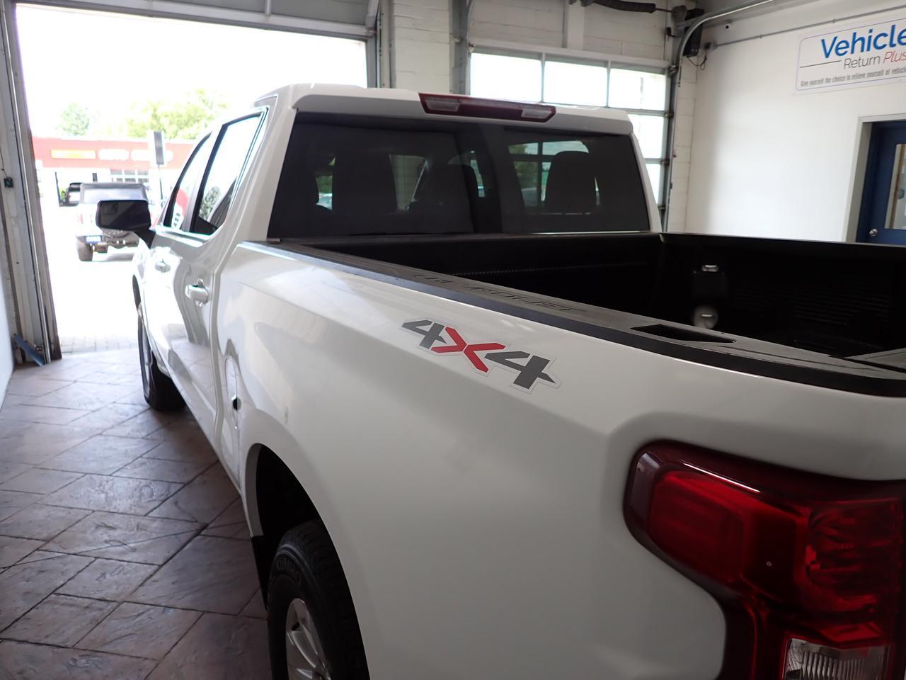 2025 Chevrolet Silverado 1500 LT CREW CAB 4WD Listowel ON
