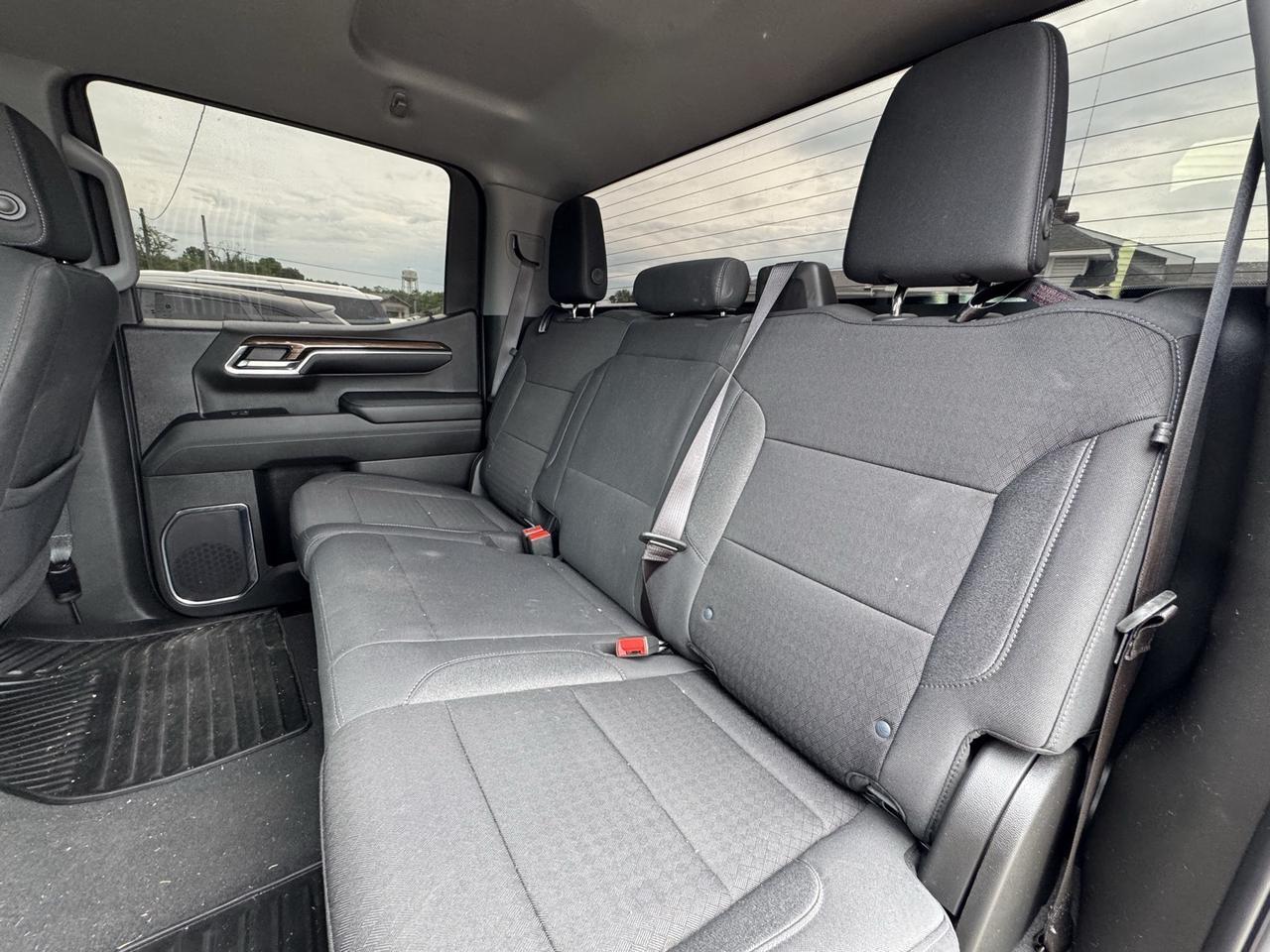 2025 Chevrolet Silverado 1500 LT Crestwood KY