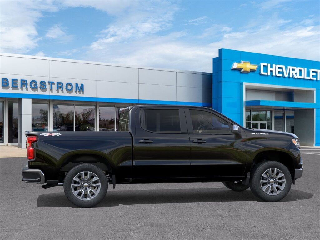 2025 Chevrolet Silverado 1500 LT Green Bay WI