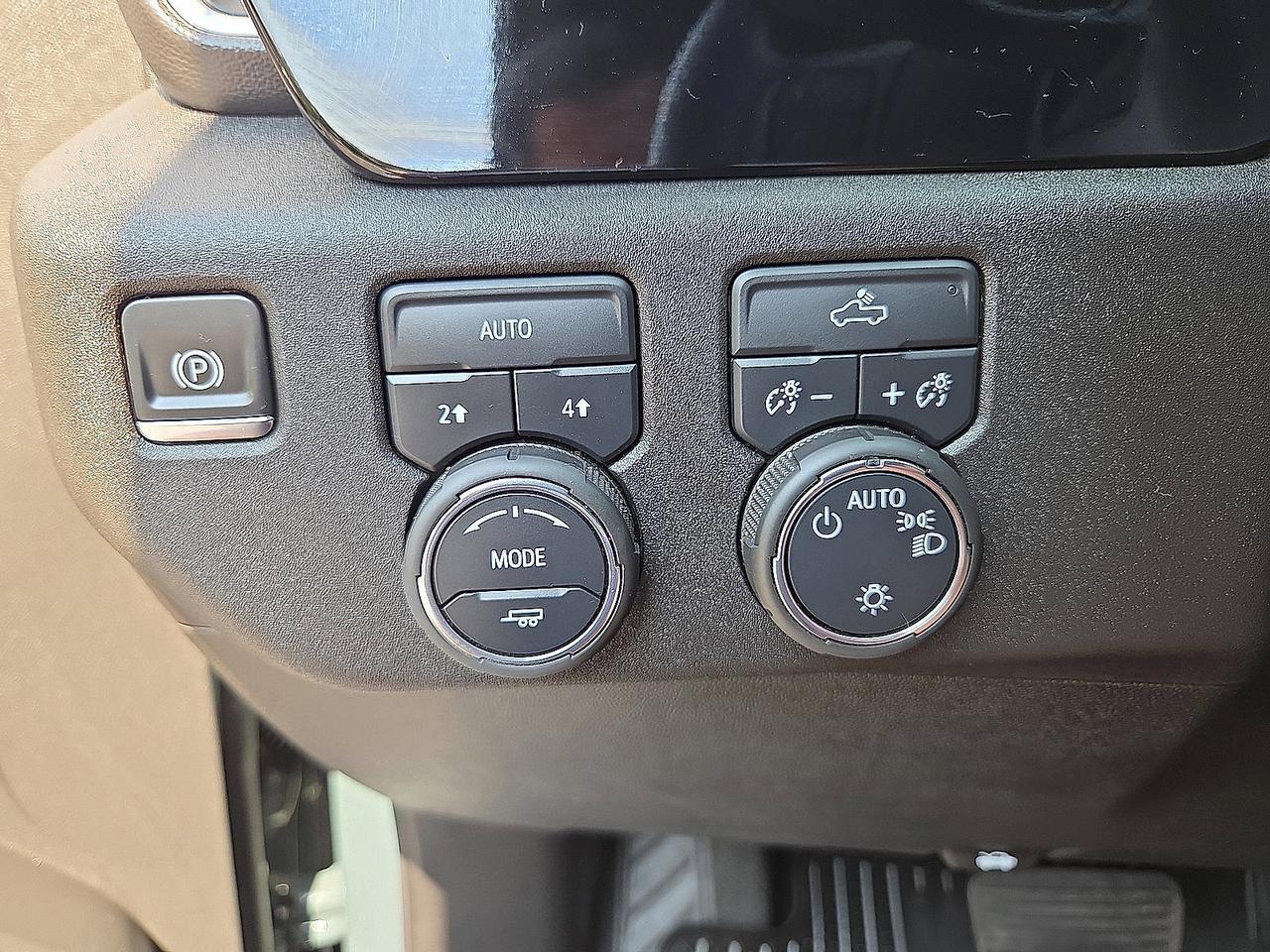 2025 Chevrolet Silverado 1500 LT Hamburg PA