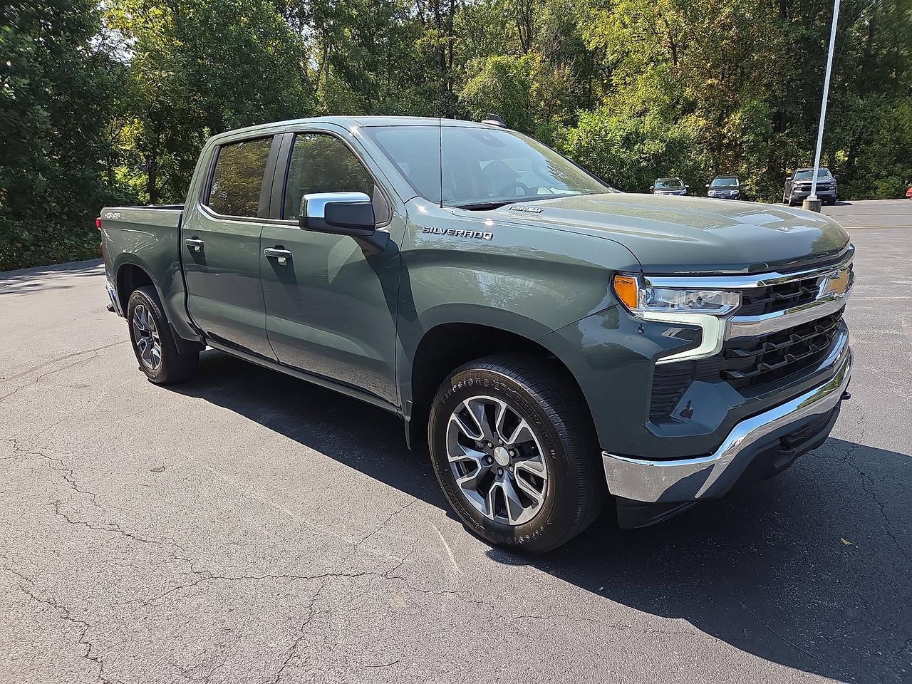 2025 Chevrolet Silverado 1500 LT