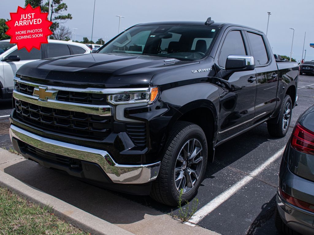 2025 Chevrolet Silverado 1500 LT LT1