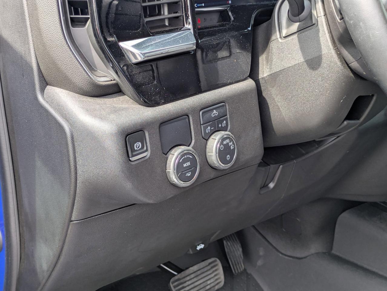 2025 Chevrolet Silverado 1500 LT Castroville TX